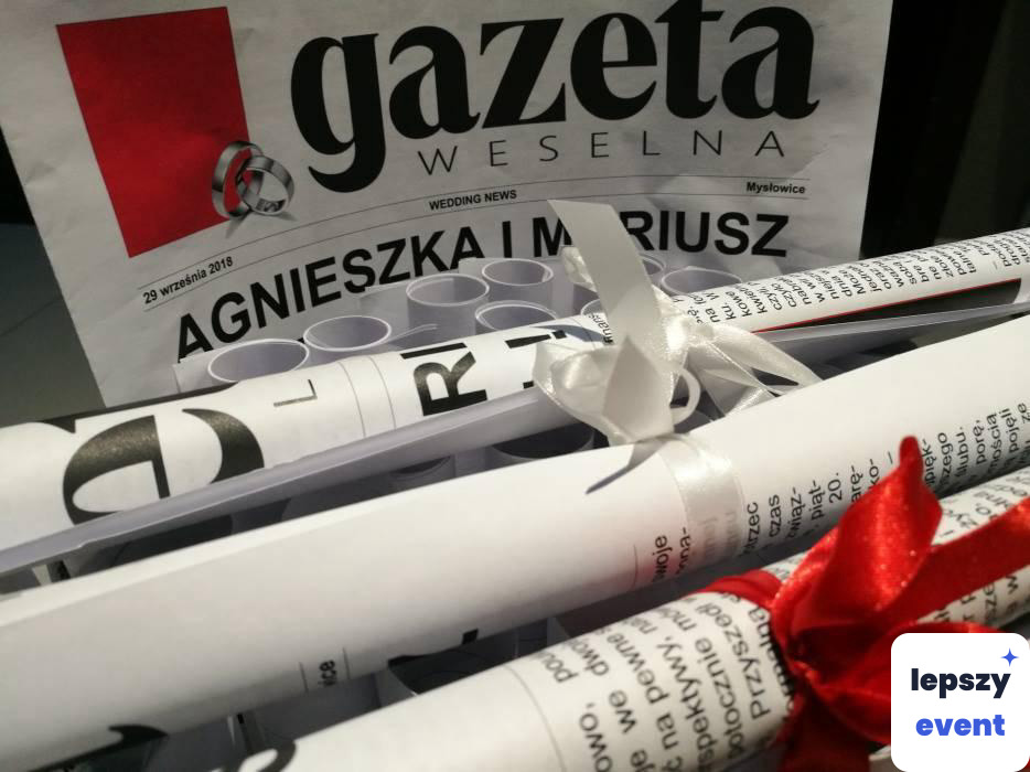 Personalizowana gazeta pamiątkowa dla gości — zdjęcie 4