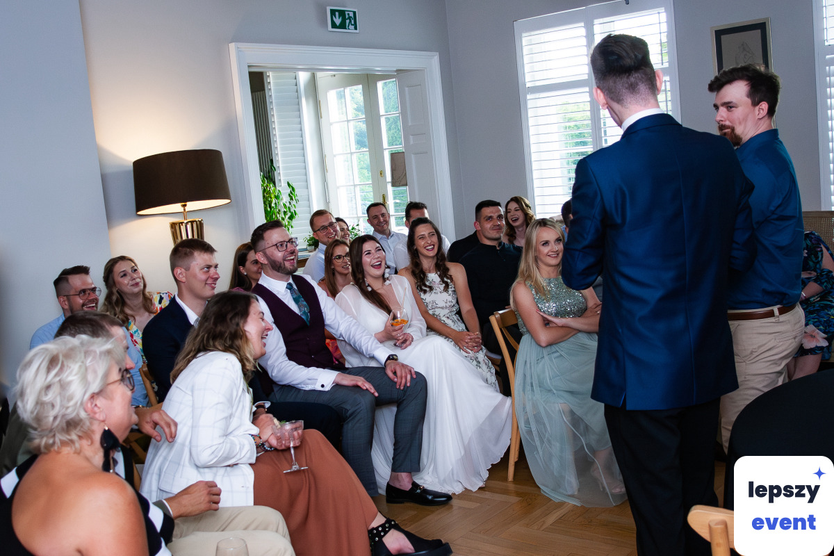 Pokaz iluzji i magia na event | Michael Allen Iluzjonista — zdjęcie 3