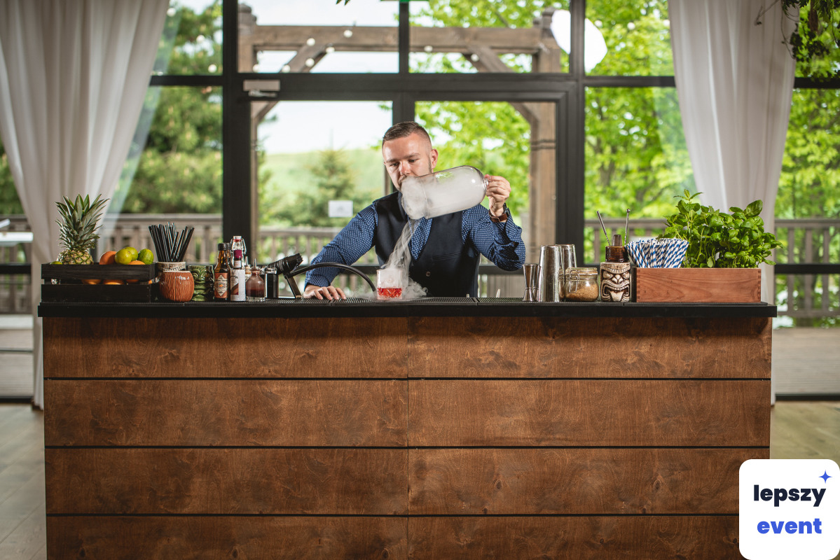 Mobilny drink bar i obsługa barmańska | Cocktail Group - Mobilny drink bar — zdjęcie 5