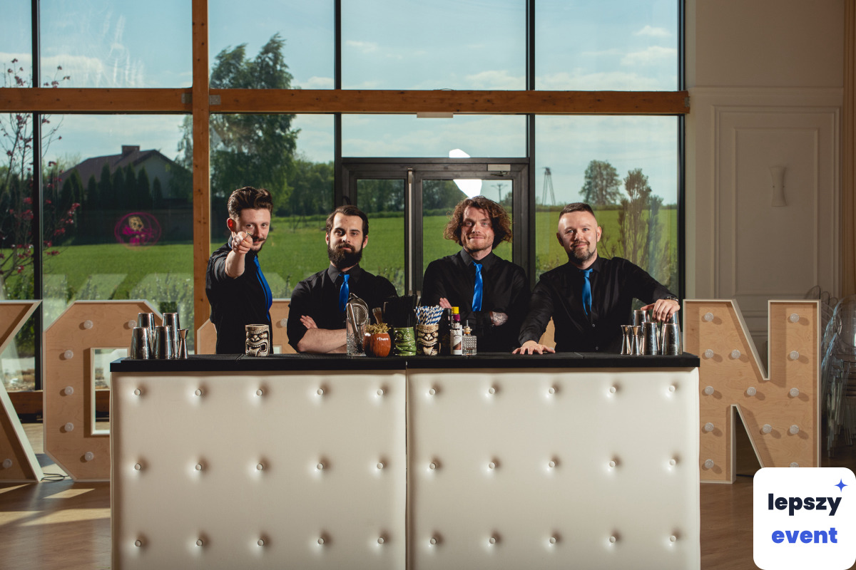 Mobilny drink bar i obsługa barmańska | Cocktail Group - Mobilny drink bar — zdjęcie 8
