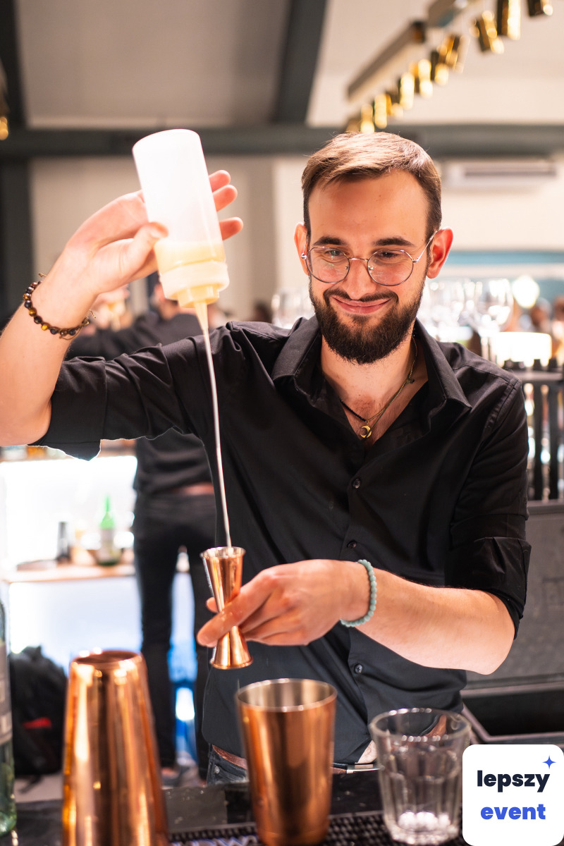 Mobilny drink bar i obsługa barmańska | Wędrująca Butelka — zdjęcie 7