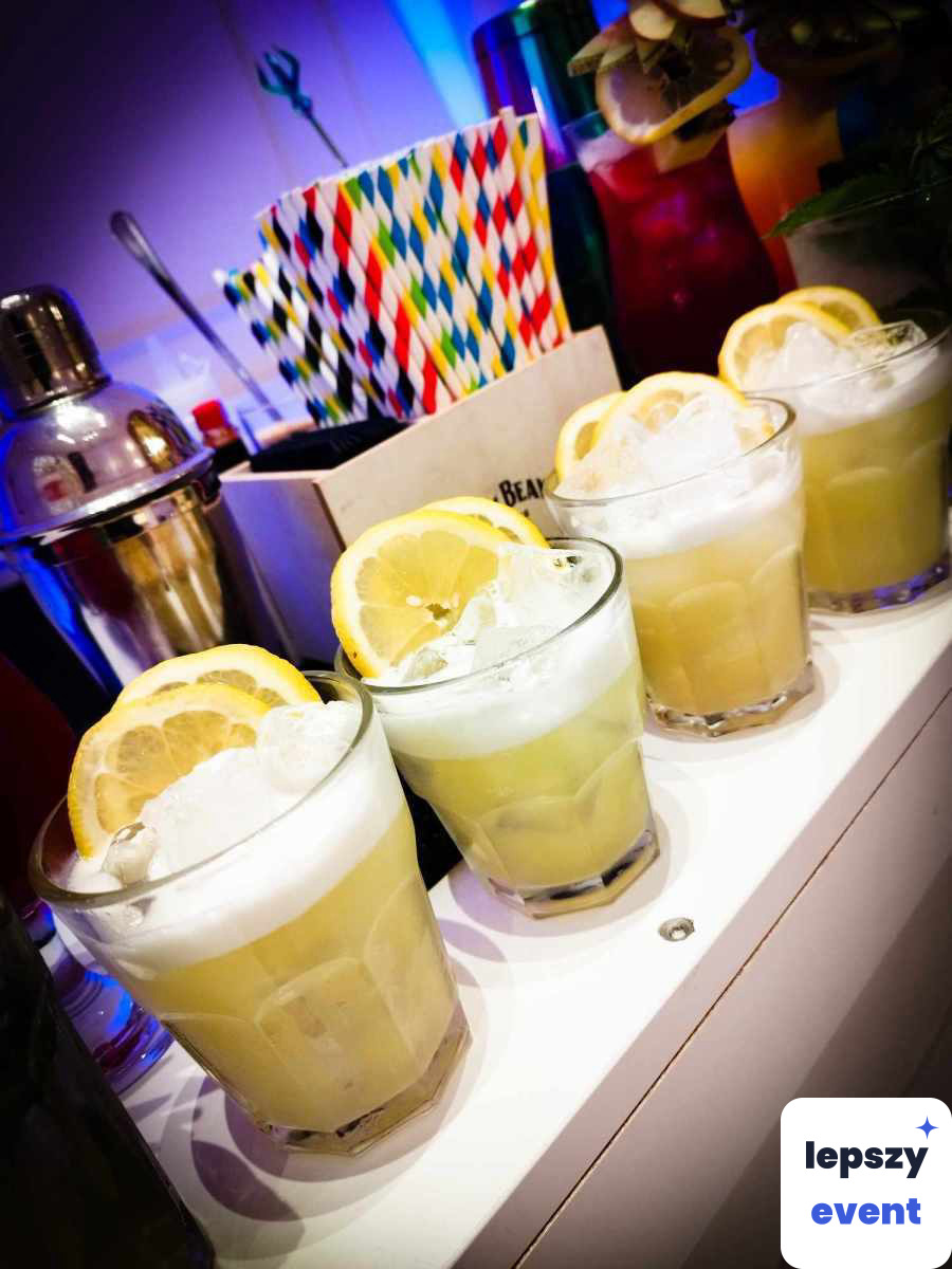 Mobilny drink bar i obsługa barmańska | Cin Bar Karolina Krasniewska — zdjęcie 8