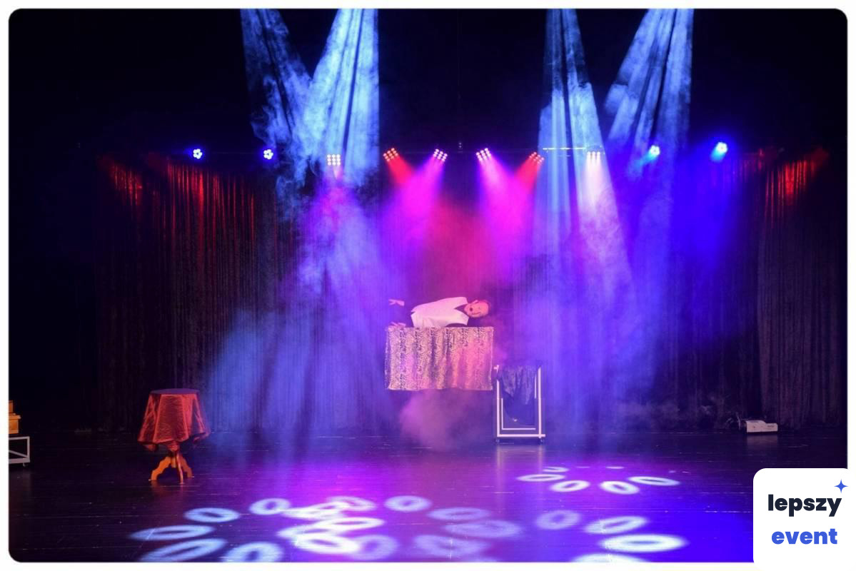 Pokaz iluzji i magia na event | Beskidzki Teatr Iluzji Rafał Mulka — zdjęcie 5