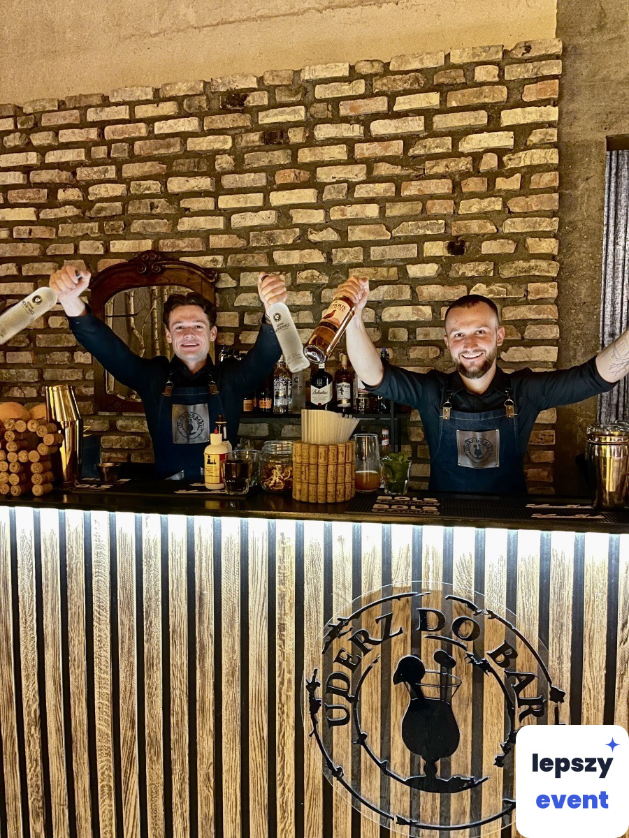 Mobilny drink bar i obsługa barmańska | Uderz Do Baru - Mobilny Drink Bar — zdjęcie 8