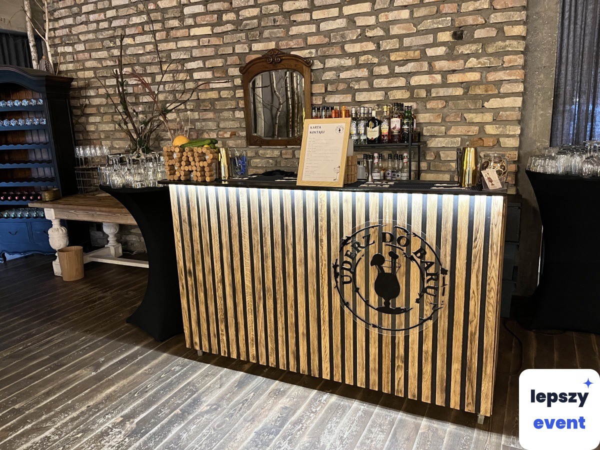 Mobilny drink bar i obsługa barmańska | Uderz Do Baru - Mobilny Drink Bar — zdjęcie 10
