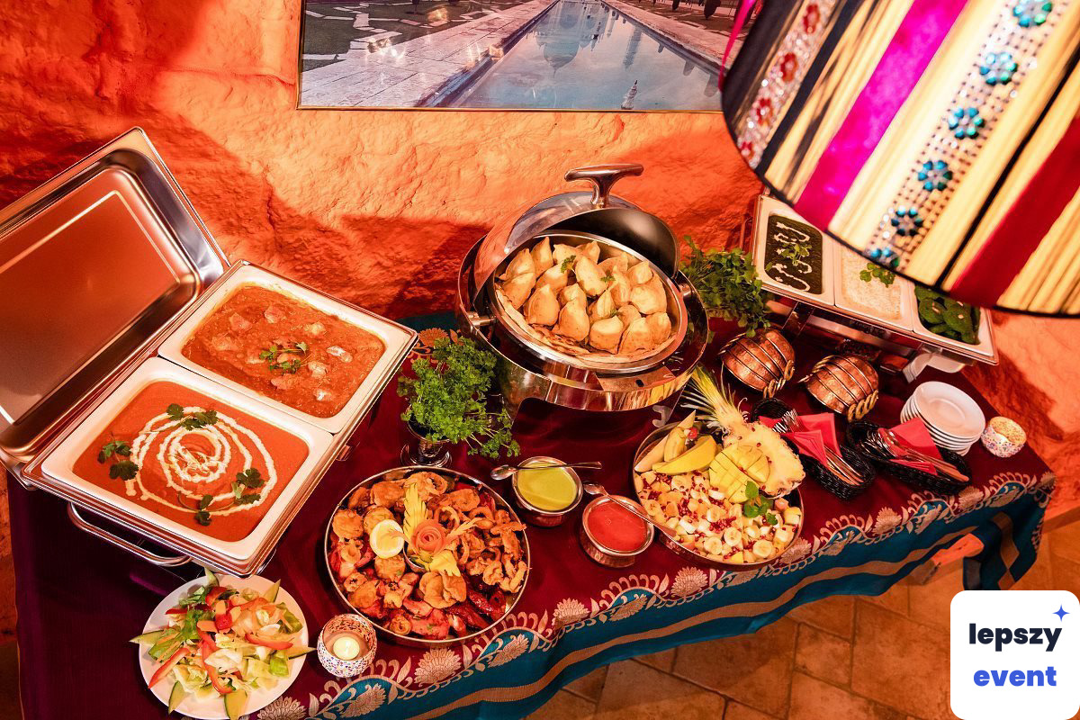 Orientalne stoły i catering indyjski — zdjęcie 2