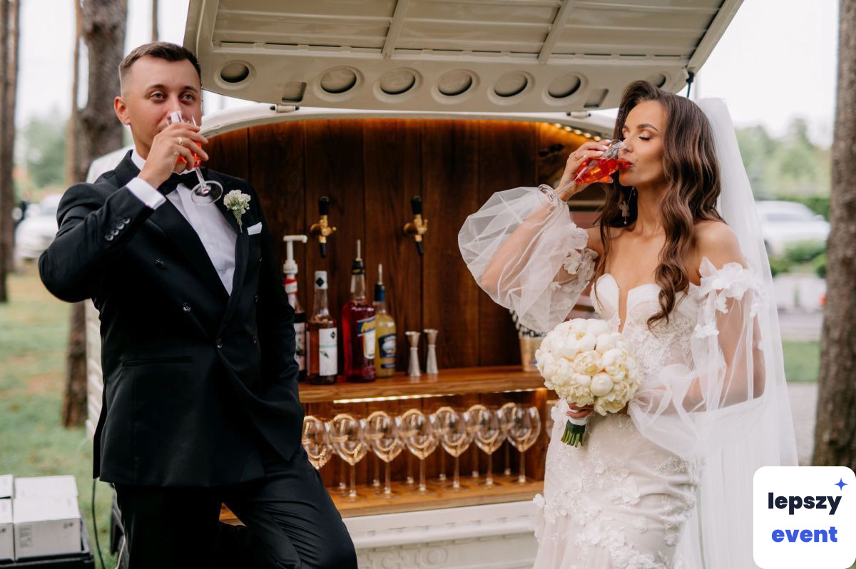 Mobilny drink bar i obsługa barmańska | Van - Wine and more — zdjęcie 7