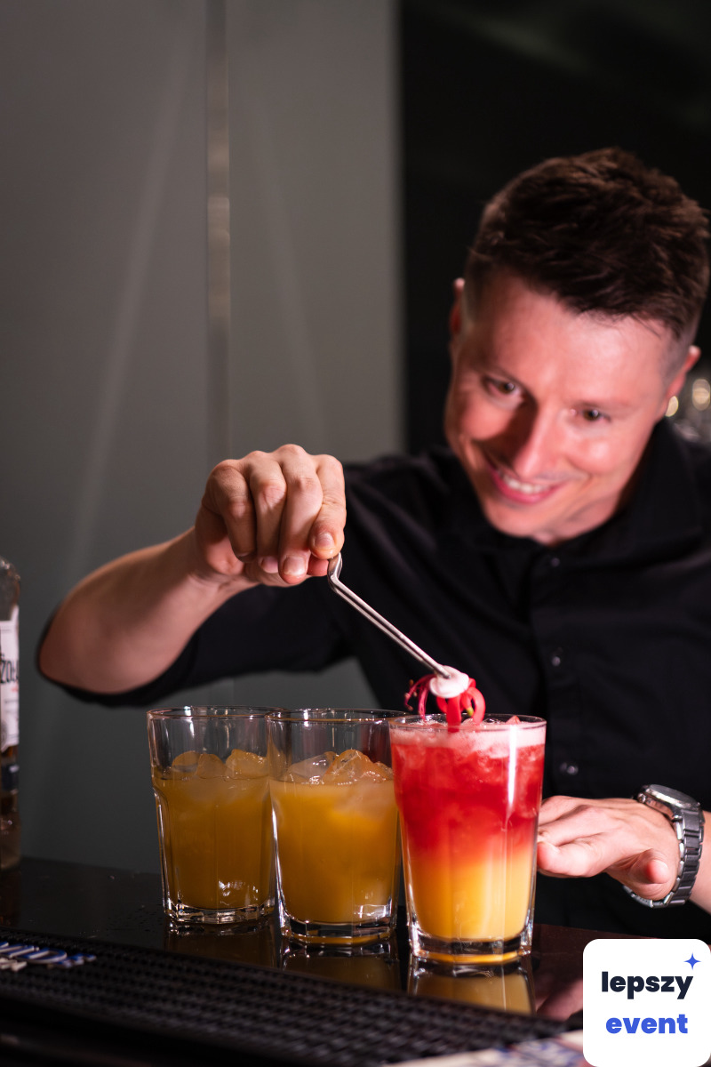 Mobilny drink bar i obsługa barmańska | Barmańska Robota Drink Bar — zdjęcie 10