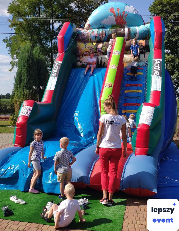 Animacje dla dzieci na event | Zjeżdżalnia dmuchana, zamek do skakania, animacje dla dzieci, wata — zdjęcie 2