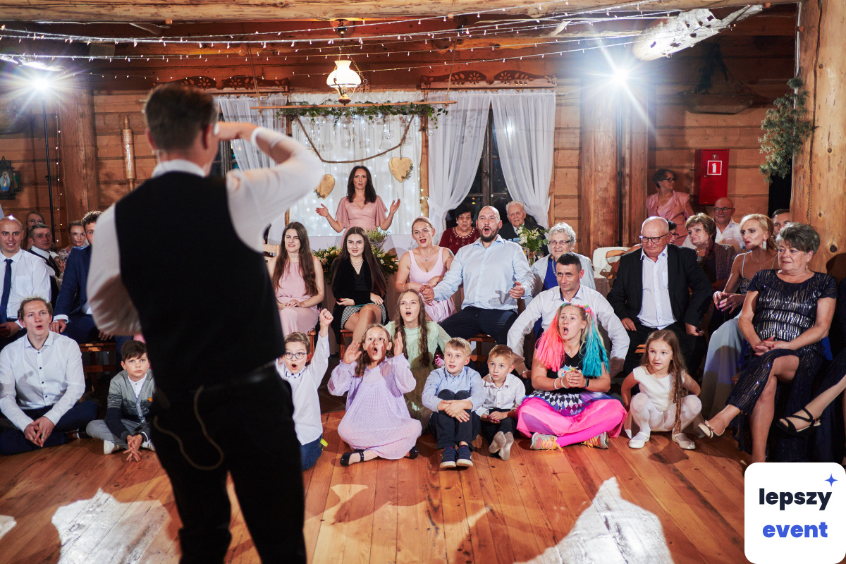Pokaz iluzji i magia na event | Iluzjonista Przemysław Wilk — zdjęcie 7