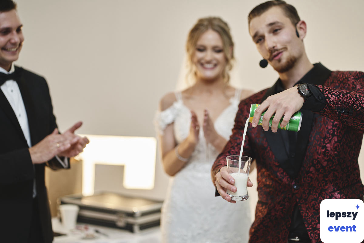 Pokaz iluzji i magia na event | Iluzjonista Przemysław Wilk — zdjęcie 10