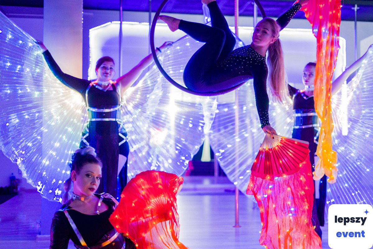 Unikatowa atrakcja eventowa | Inferis Teatr Ognia Pokaz światła — zdjęcie 3