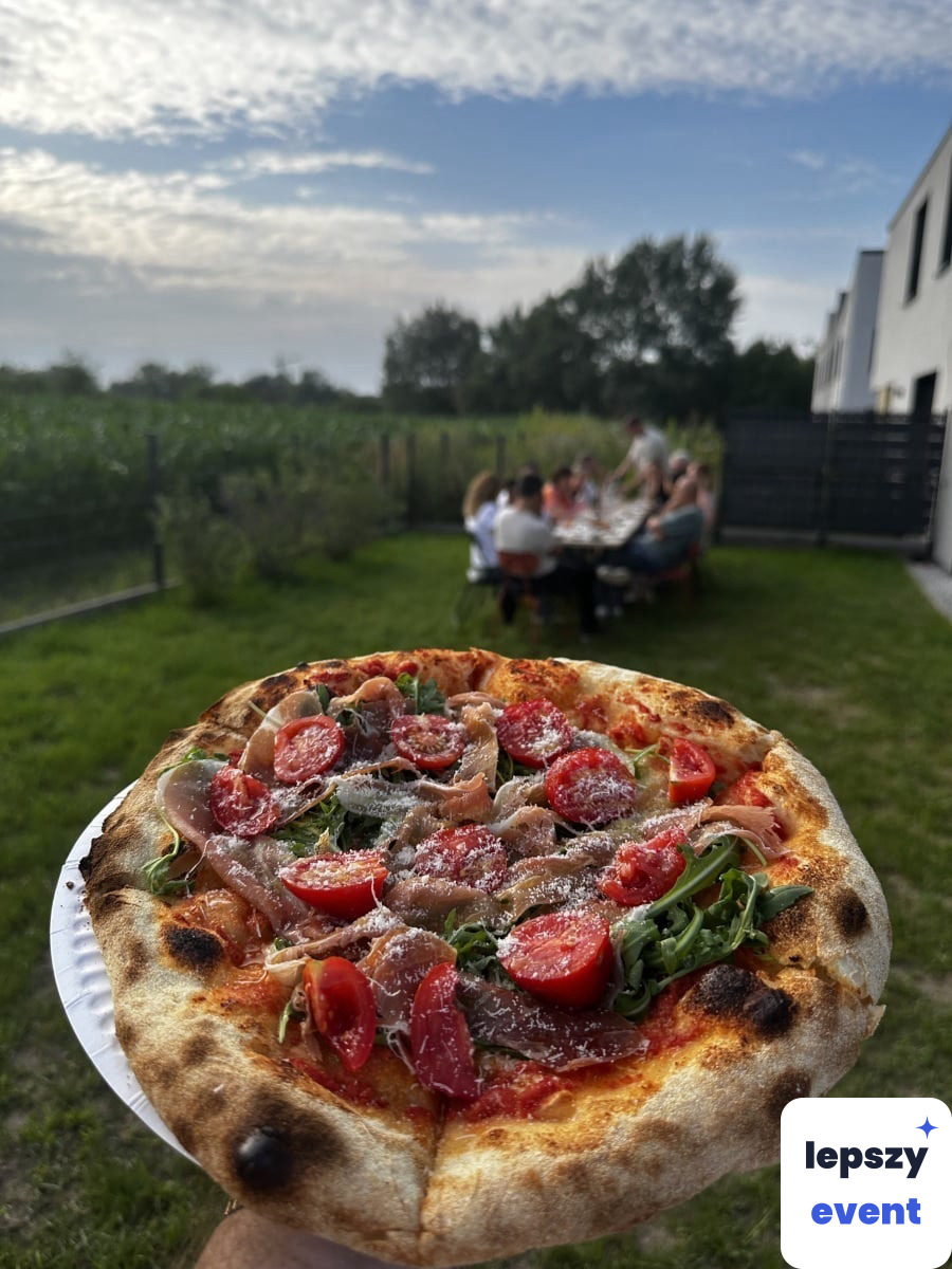 Pizza na żywo i mobilna strefa jedzenia | Barry Pizza — zdjęcie 5