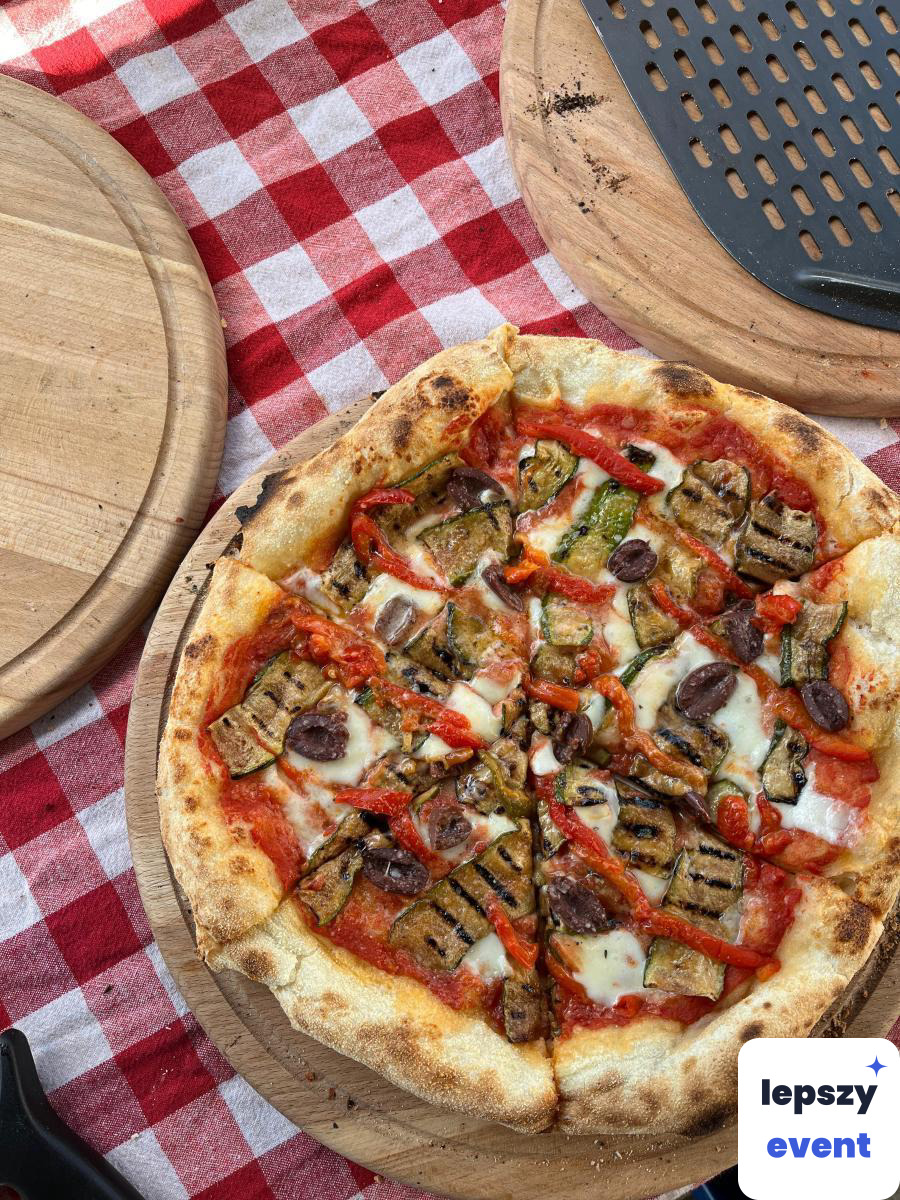 Pizza na żywo i mobilna strefa jedzenia | Barry Pizza — zdjęcie 6