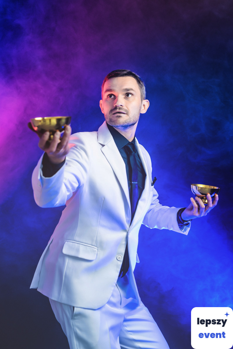 Pokaz iluzji i magia na event | Biały Iluzjonista — zdjęcie 4