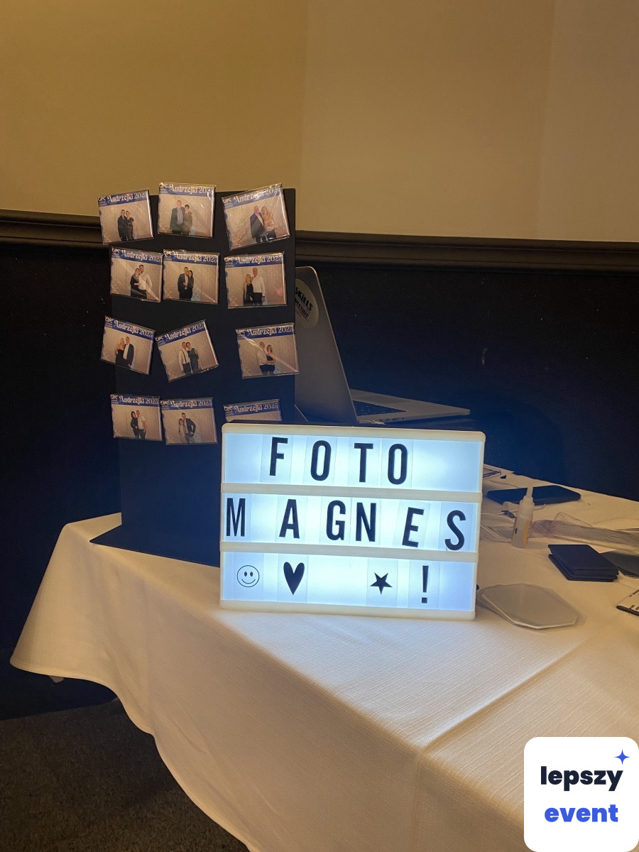 Magnesy pamiątkowe tworzone podczas eventu | MZ - Personalizowane Magnesy — zdjęcie 5