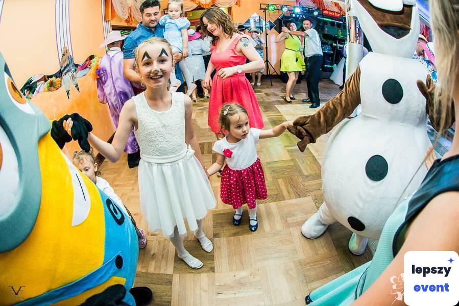 Animacje dla dzieci na event | ANIMACJE DLA DZIECI , FOTOBUDKA ,CIĘŻKI DYM NAPIS LOVE ATRAKCJE !!!! — zdjęcie 4