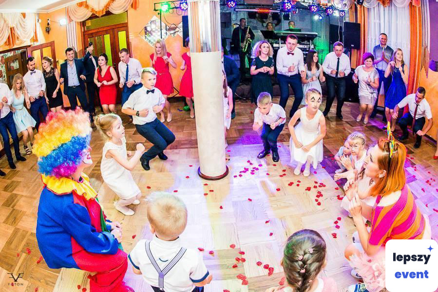 Animacje dla dzieci na event | ANIMACJE DLA DZIECI , FOTOBUDKA ,CIĘŻKI DYM NAPIS LOVE ATRAKCJE !!!! — zdjęcie 5