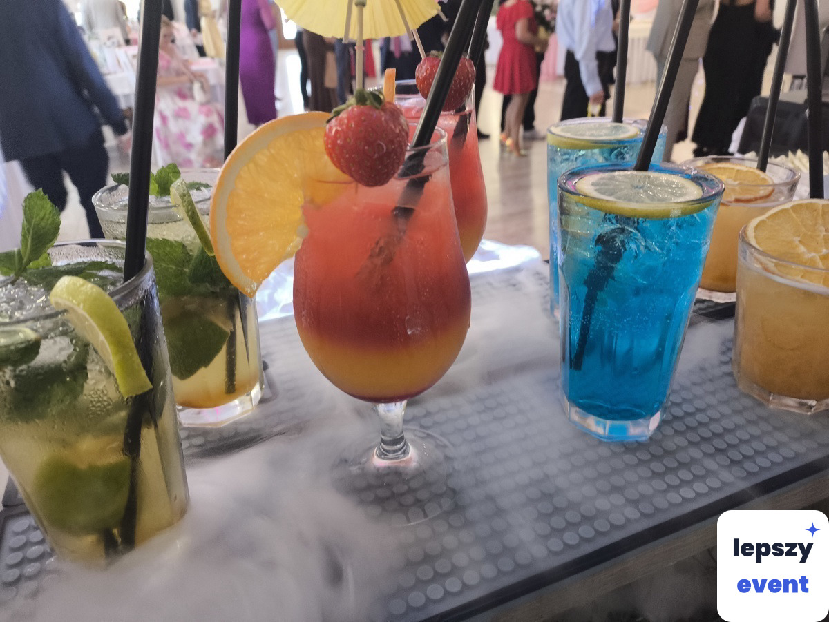 Mobilny drink bar i obsługa barmańska | Kluczny Mobile Bar — zdjęcie 2