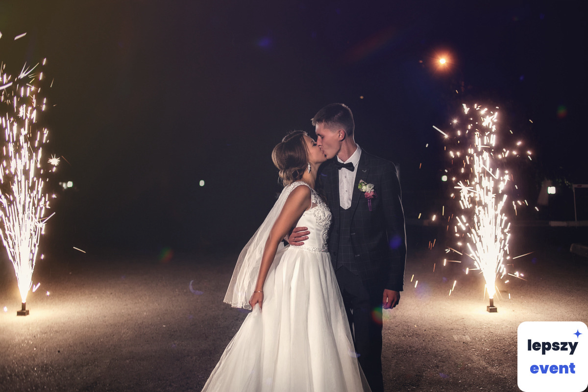 Unikatowa atrakcja eventowa | Płonące serce❤️Fontanny iskier✨ Zimne Ognie ZDJĘCIA — zdjęcie 3