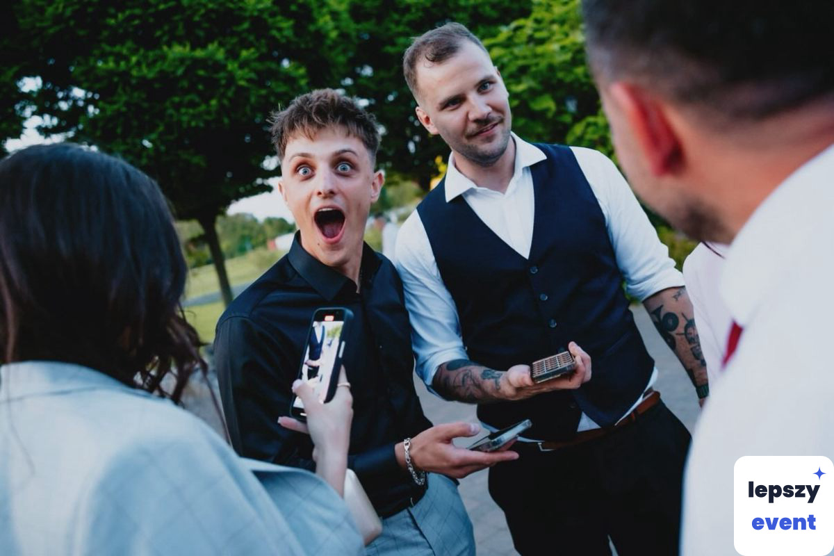 Pokaz iluzji i magia na event | Dawid Wilczyński Iluzjonista — zdjęcie 2
