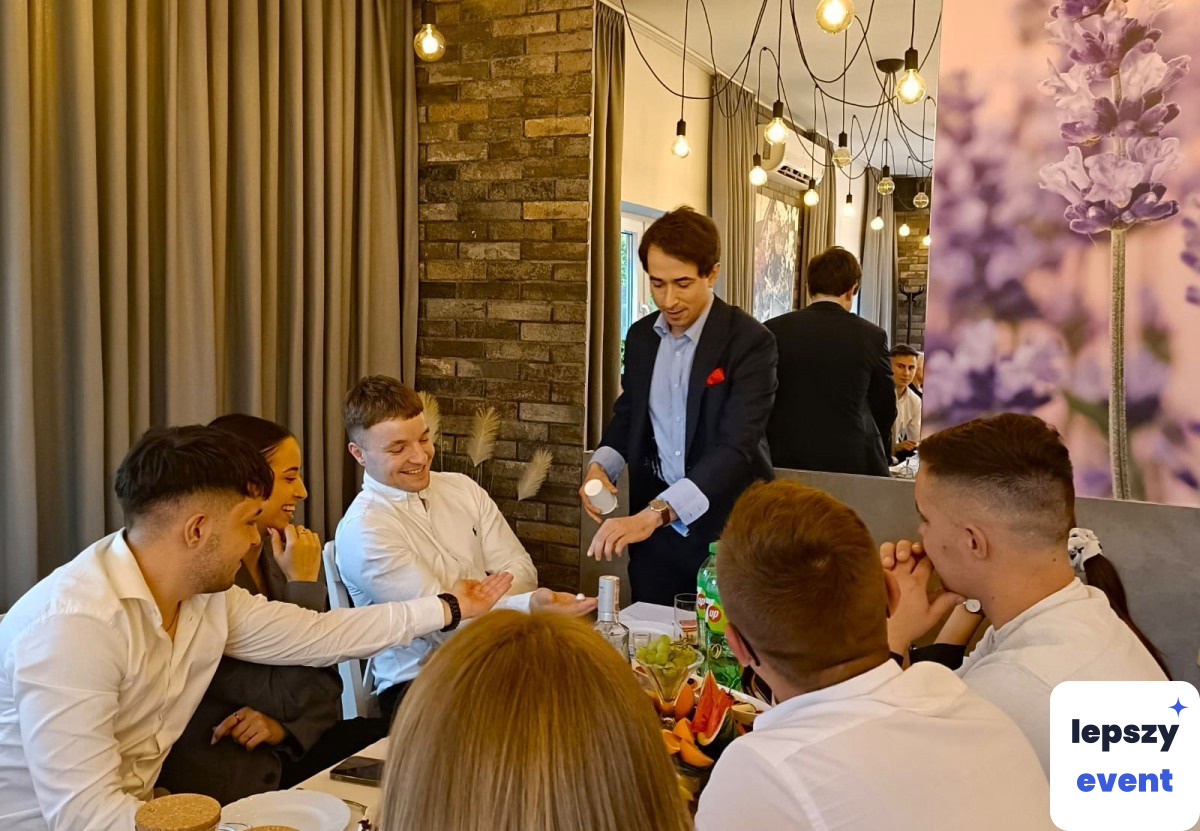 Pokaz iluzji i magia na event | Iluzjonista - Błażej Stachura — zdjęcie 3