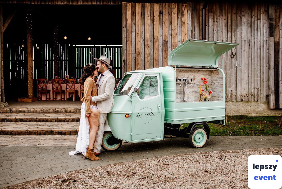 Mobilny drink bar i obsługa barmańska | La Petite Van - mobilny bar — zdjęcie 6
