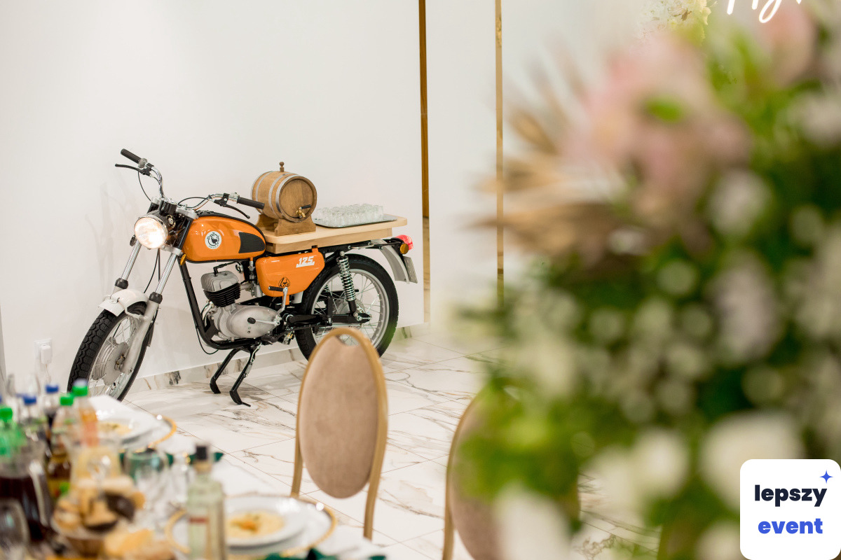Unikatowa atrakcja eventowa | Motocykl WSK z beczką — zdjęcie 4