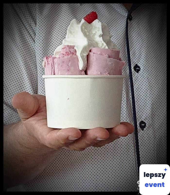 Lody tajskie przygotowywane na wydarzenia | Ice Penguin — zdjęcie 2