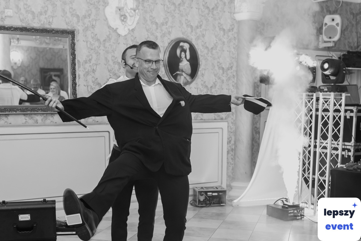 Pokaz iluzji i magia na event | Iluzjonista Łukasz Grant — zdjęcie 3