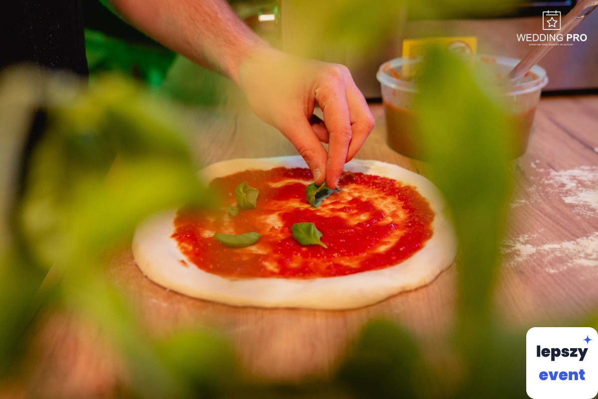 Pizza na żywo i mobilna strefa jedzenia | Pizza u Łosia - Pizza na żywo — zdjęcie 9