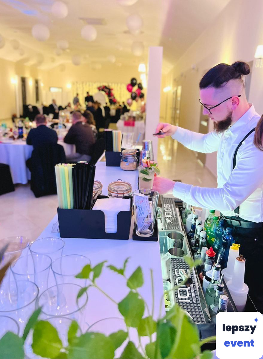 Mobilny drink bar i obsługa barmańska | Shakers Squad — zdjęcie 10