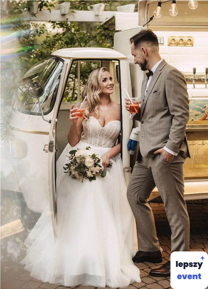 Mobilny drink bar i obsługa barmańska | Van i piano Bąbelkownia-bar mobilny — zdjęcie 5