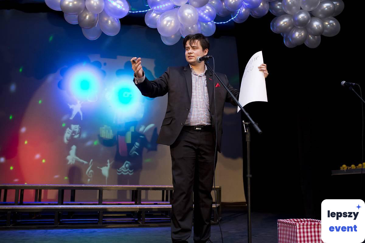 Pokaz iluzji i magia na event | Iluzjonista i mentalista Adrian Rajczakowski - NOWY WYMIAR ILUZJI — zdjęcie 2
