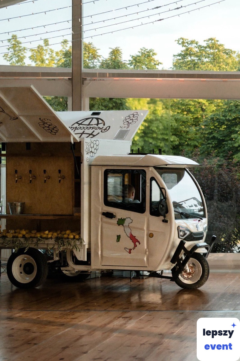 Mobilny drink bar i obsługa barmańska | La Bollicina - van mobilny bar — zdjęcie 2