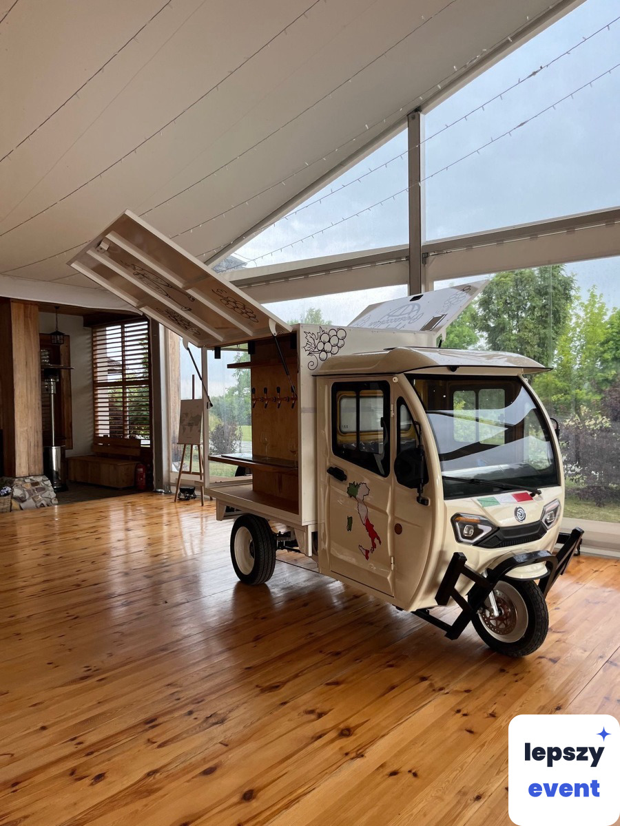 Mobilny drink bar i obsługa barmańska | La Bollicina - van mobilny bar — zdjęcie 3