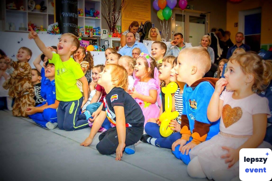 Animacje dla dzieci na event | Pan Buźka - Magik Iluzjonista i Animator dla dzieci — zdjęcie 2