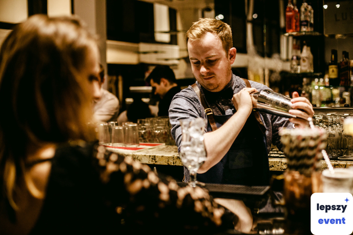 Mobilny drink bar i obsługa barmańska | Barman Piotr Bartuś — zdjęcie 2