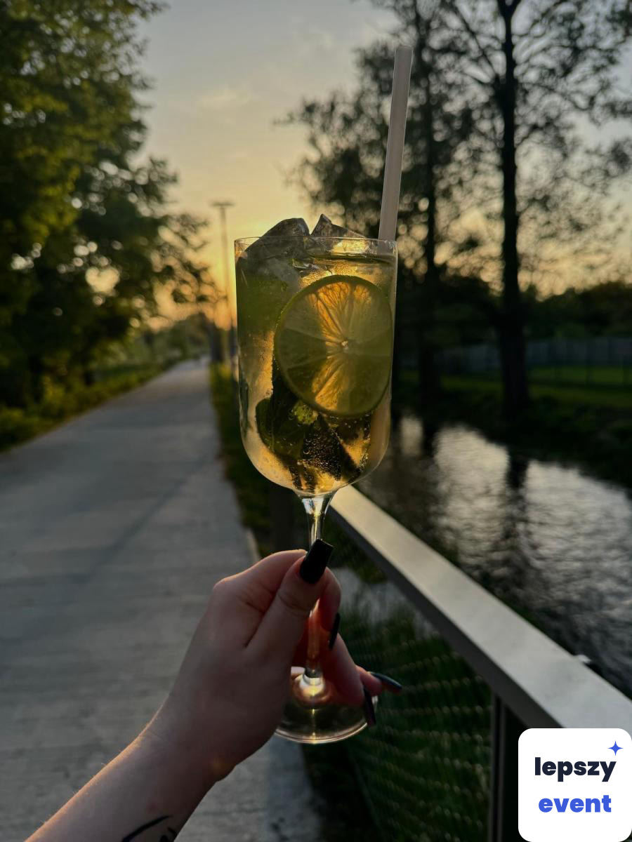 Mobilny drink bar i obsługa barmańska | Płynne Szczęście — zdjęcie 8