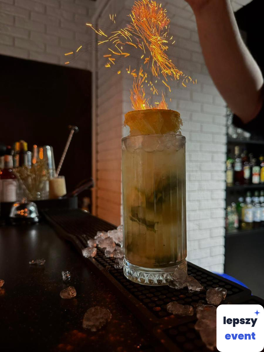 Mobilny drink bar i obsługa barmańska | Płynne Szczęście — zdjęcie 10