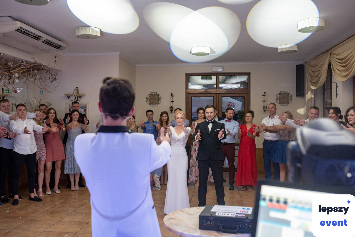 Pokaz iluzji i magia na event | Marcin Kaczmarek - pokazy iluzji — zdjęcie 5