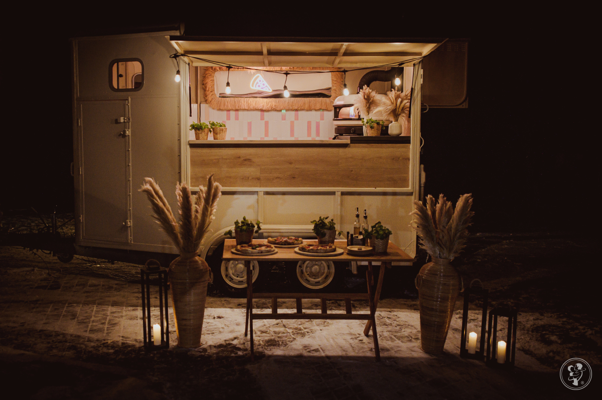 Mobilna pizza na eventy | BazyLiOVE Smaki -Pizza na przyjęcie — 6