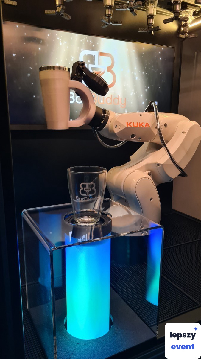 Mobilny drink bar i obsługa barmańska | BarBuddy robot barmański — zdjęcie 6