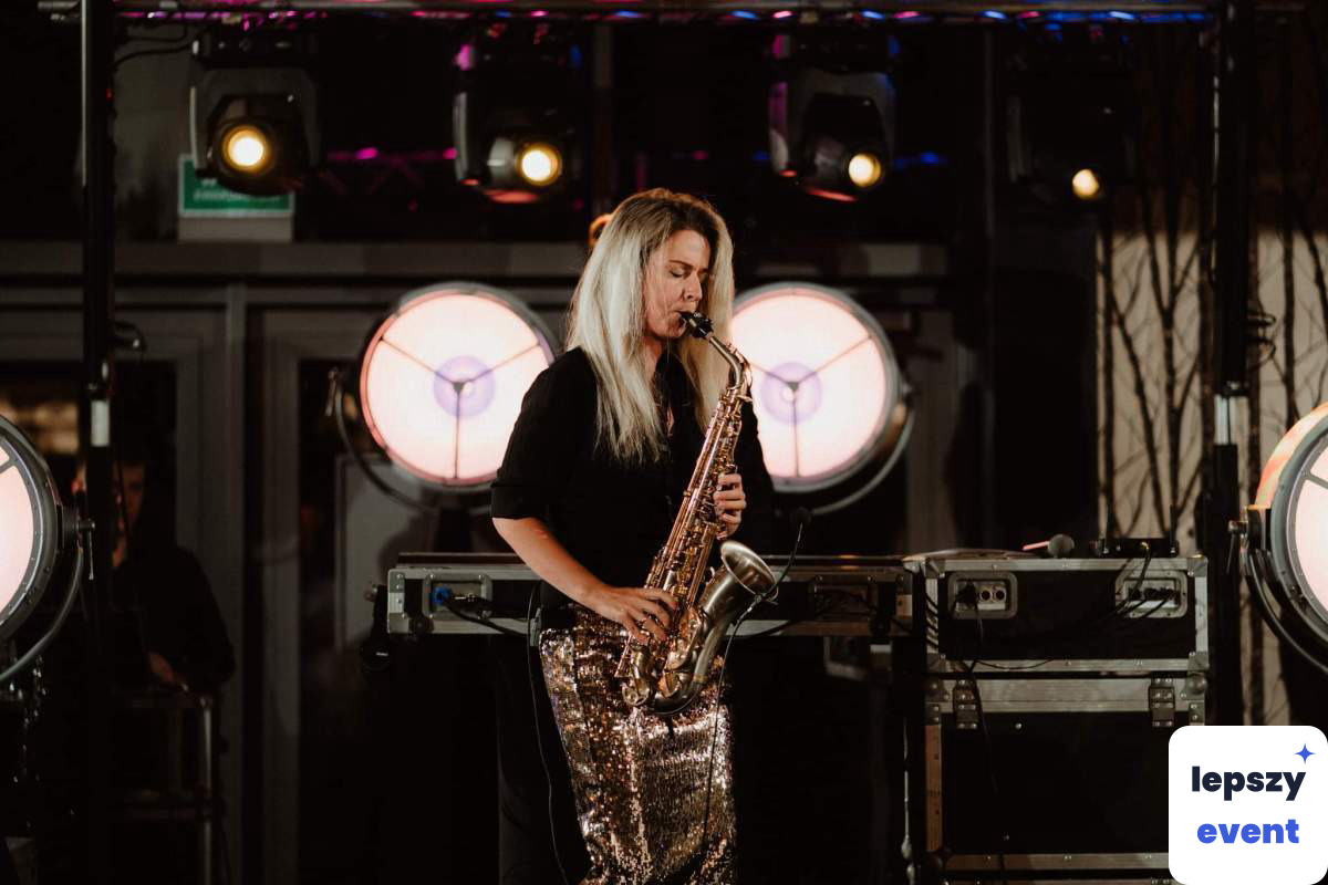 Unikatowa atrakcja eventowa | Angelika Bury Angel Sax — zdjęcie 3