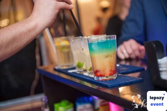 Mobilny bar i obsługa napojów | Shake It Show — zdjęcie 5
