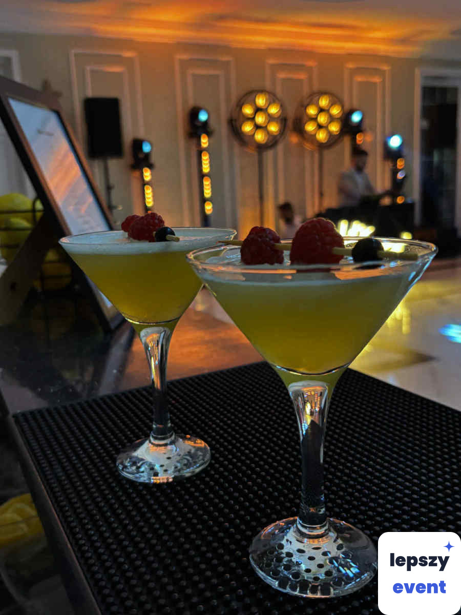 Mobilny drink bar i obsługa barmańska | Pierwsza kropla - usługi barmańskie — zdjęcie 4