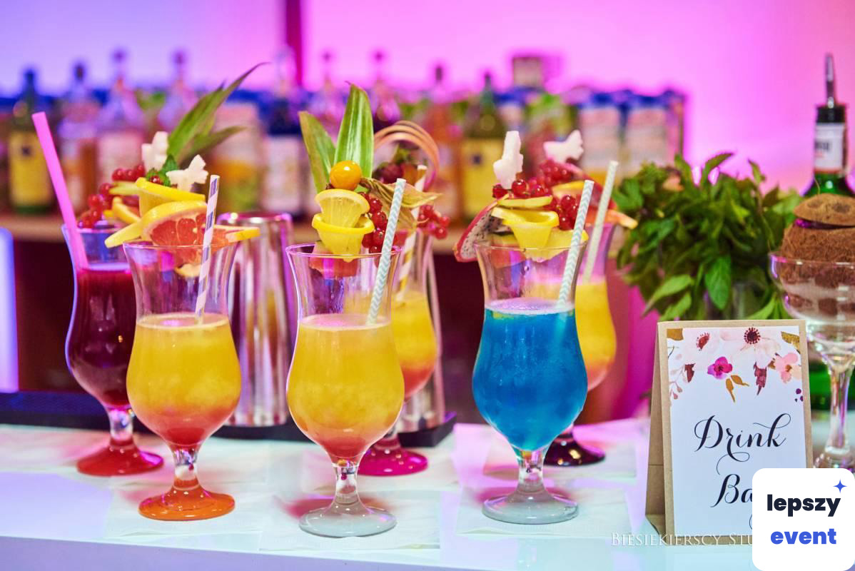 Mobilny drink bar i obsługa barmańska | SoClose Events — zdjęcie 3