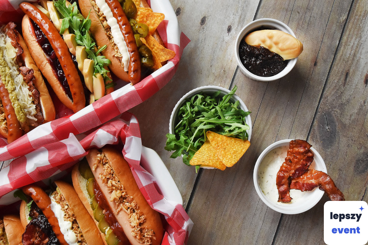 Street food i hotdogi w nietypowym wydaniu — zdjęcie 2