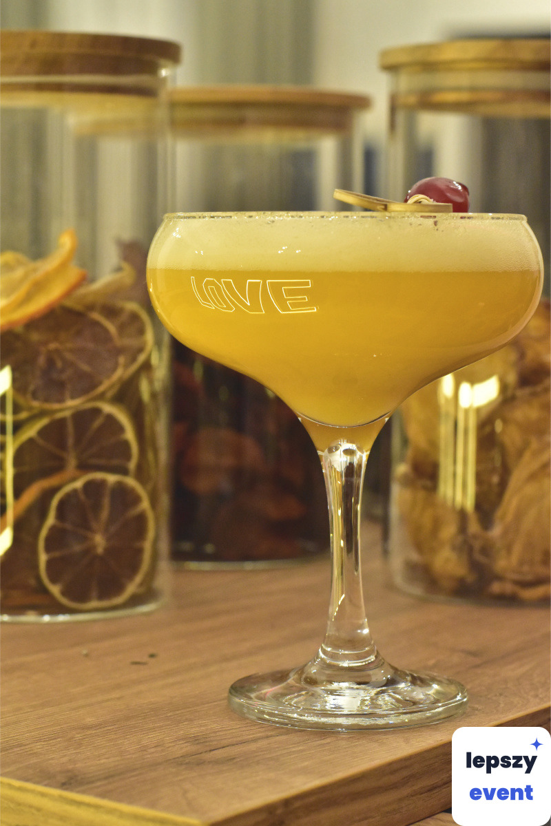 Mobilny drink bar i obsługa barmańska | LOVESHOT Bar — zdjęcie 6
