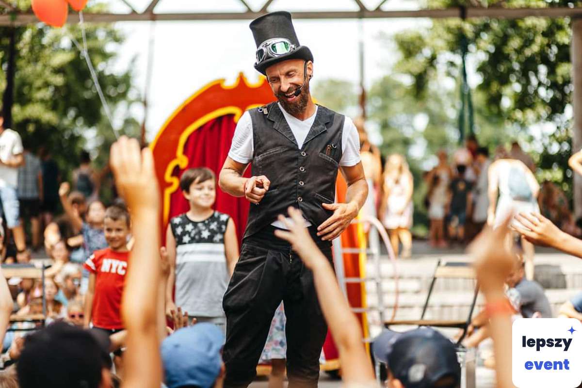 Pokaz iluzji i magia na event | Iluzjonista Pan Ząbek — zdjęcie 2